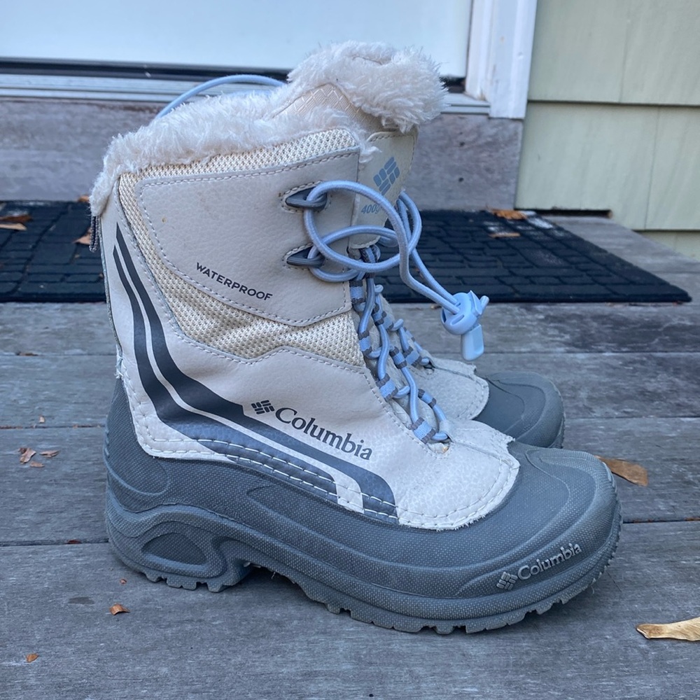 Columbia Winter Boots, Girls size 4 (big kids), rarely worn, fuzzy